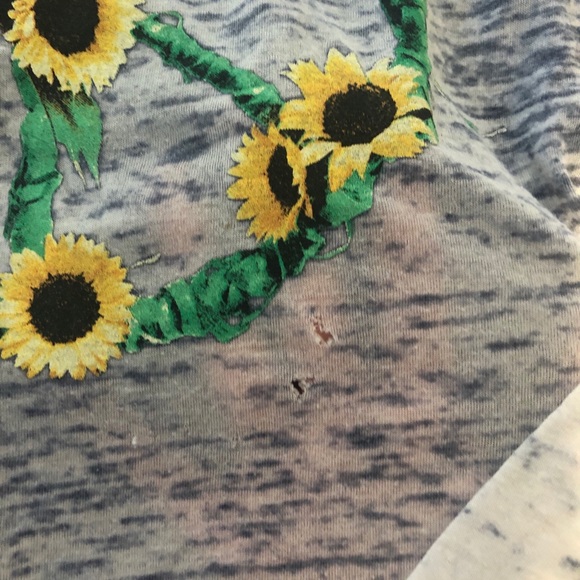 Chaser tee - Picture 2 of 2